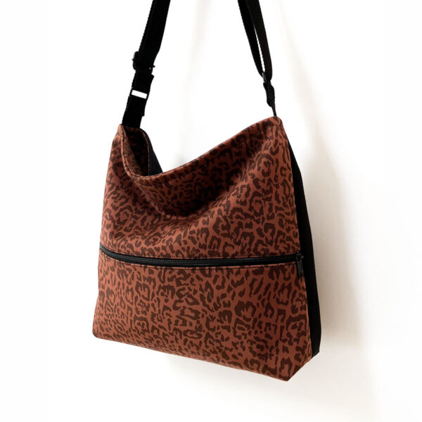 Bolso bandolera lola estampado leopardo marrón claro