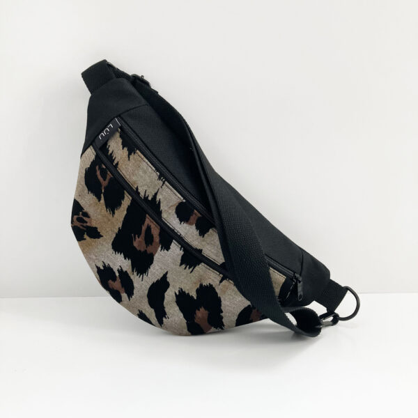 RIÑONERA BUM BAG S LEOPARDO GRIS